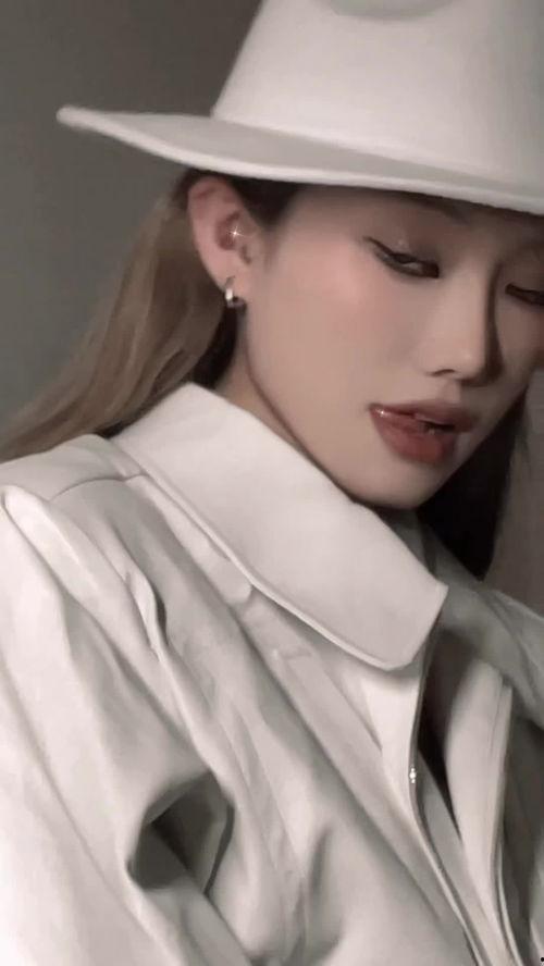 网红和大哥吃瓜视频,揭秘网络热点背后的故事  第3张